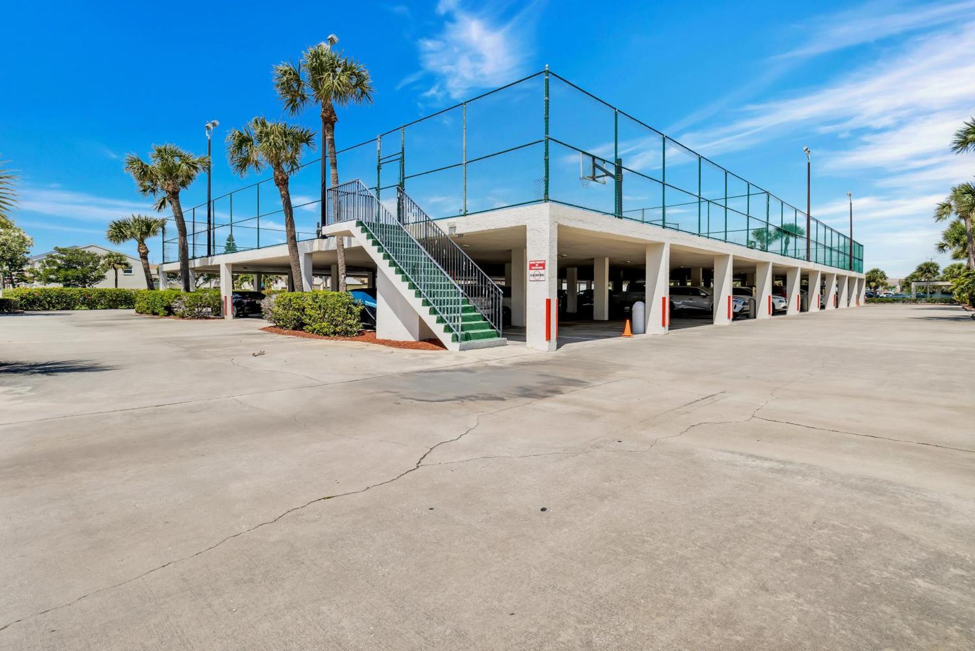 Cape Winds Resort Cape Canaveral Exterior photo